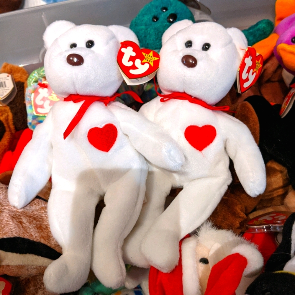 NWT TY Beanie Baby Valentino 2-14-94